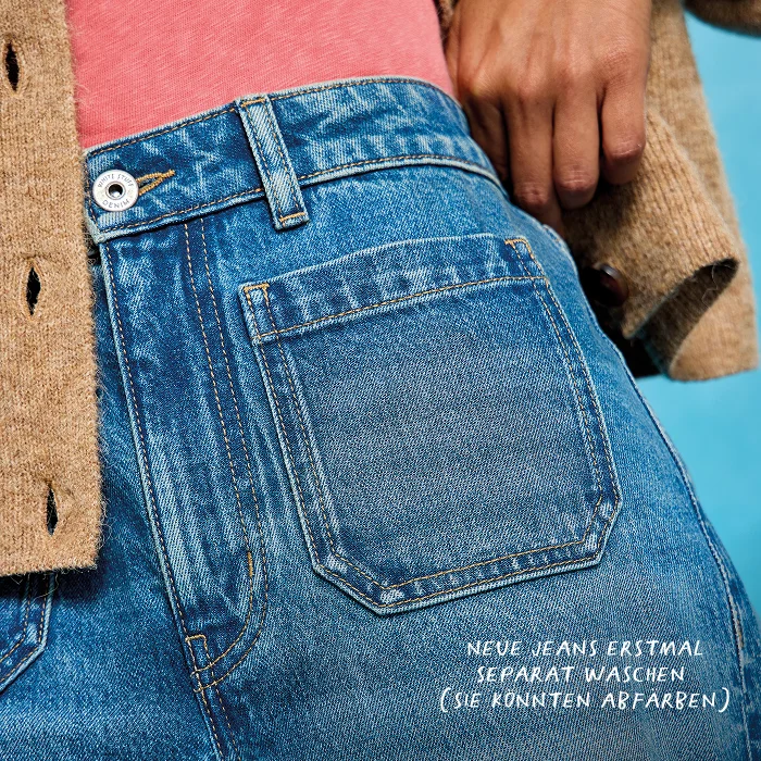 NEUE JEANS ERSTMAL SEPARAT WASCHEN (SIE KÖNNTEN ABFÄRBEN)
